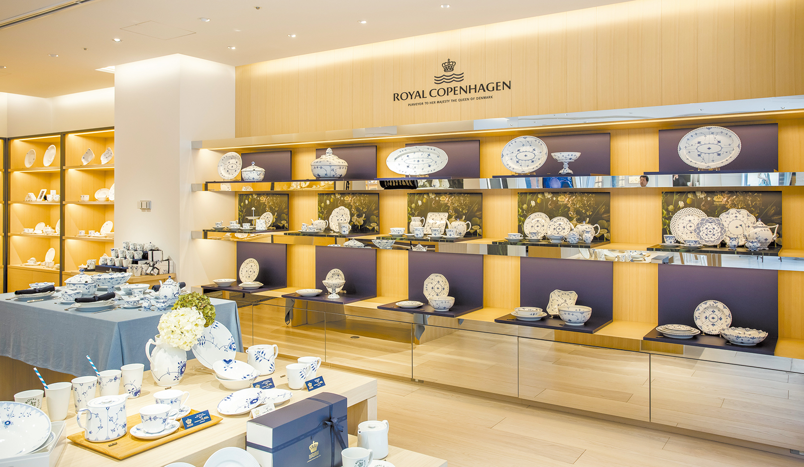 海外企業 日デンマーク外交150周年で日本限定商品発売 ロイヤル コペンハーゲン ジャパン マーケティング インサイトojo オッホ 読売新聞広告局ポータルサイト Adv Yomiuri